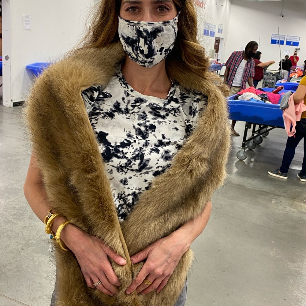 Fur shawl-gorgeous condition